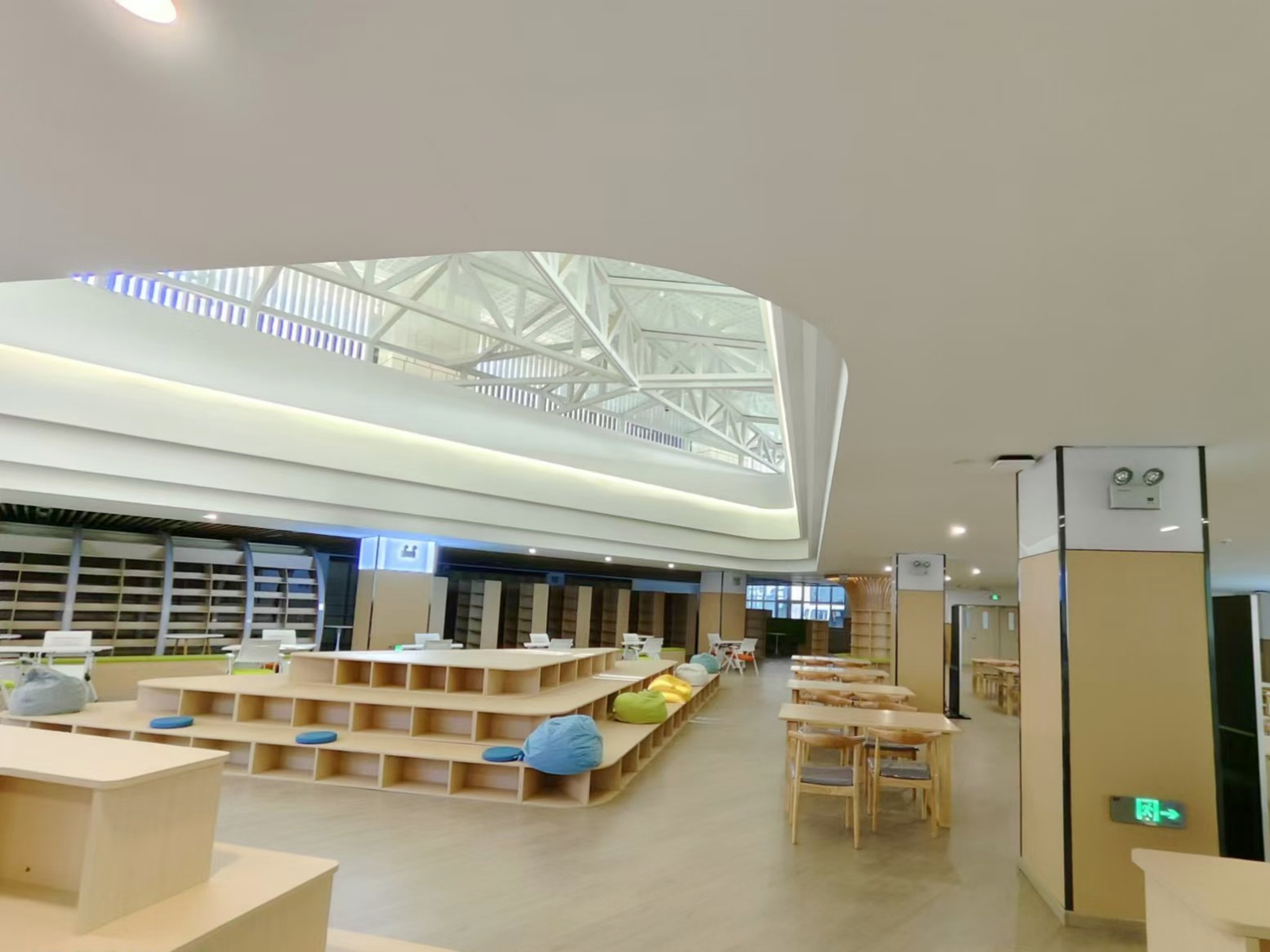 威廉希尔案例 | 锚定未来，助力南川中学打造西部教育数字化新标